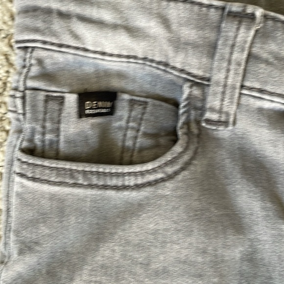 Mayoral NEVER WORN size 4 slim jeans - Picture 2 of 4
